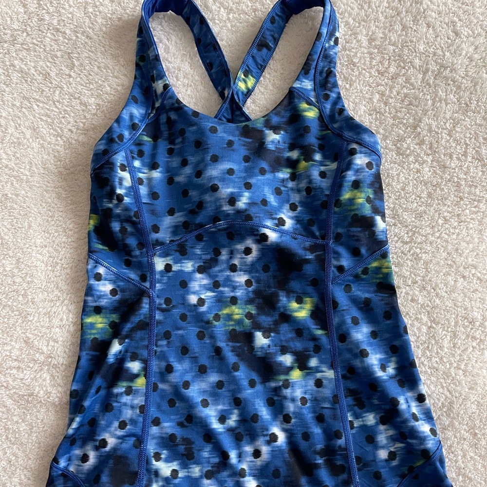 Lululemon Tank